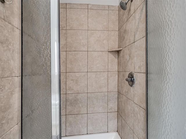 2308 Naples Way, Edmond, OK 73034