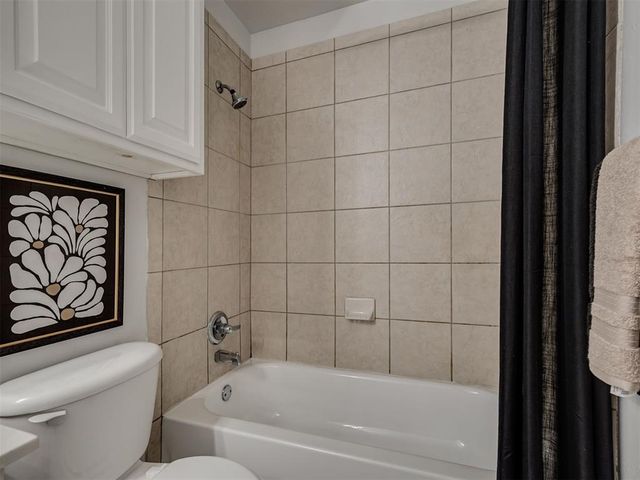 2308 Naples Way, Edmond, OK 73034