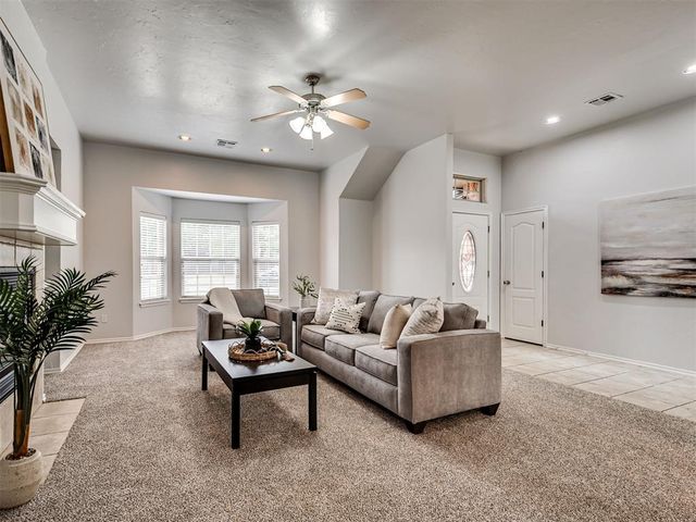 2308 Naples Way, Edmond, OK 73034