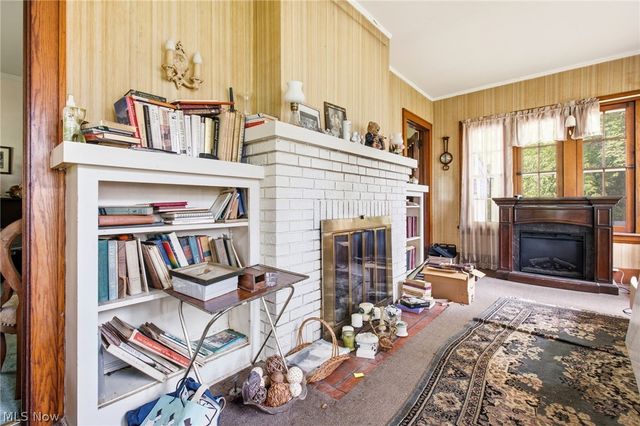 1334 Beechcrest Street NW, Warren, OH 44485