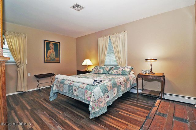 10 Tortola Street, Toms River, NJ 08757