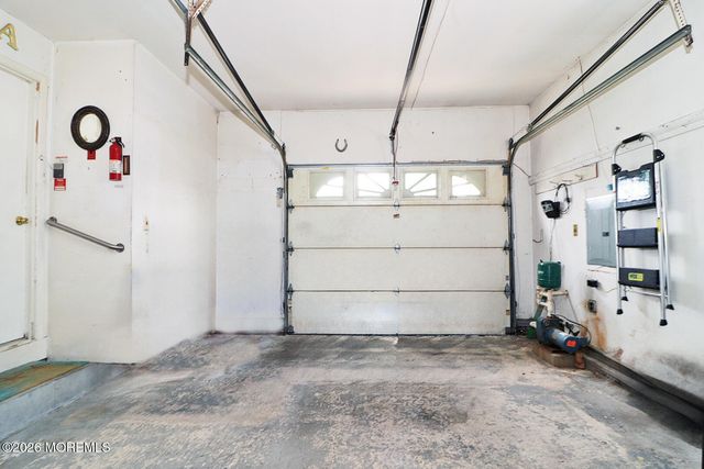 10 Tortola Street, Toms River, NJ 08757