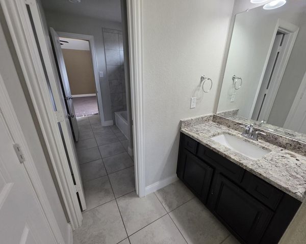 13803 Village Glen Lane, Rosharon, TX 77583