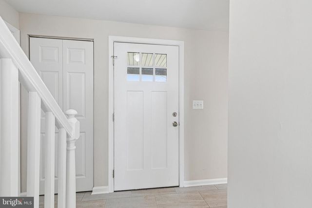 7451 OAKLAND MILLS RD, Columbia, MD 21046