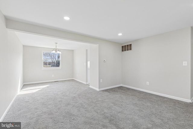7451 OAKLAND MILLS RD, Columbia, MD 21046