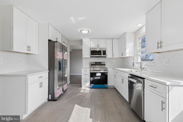 7451 OAKLAND MILLS RD, Columbia, MD 21046