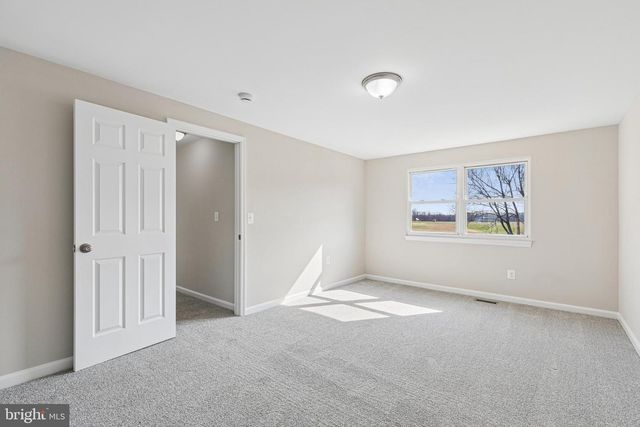 7451 OAKLAND MILLS RD, Columbia, MD 21046