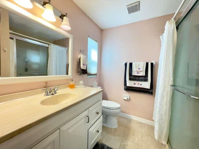 6323 SILVER LAKES DRIVE E, Lakeland, FL 33810