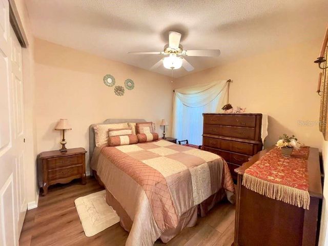 6323 SILVER LAKES DRIVE E, Lakeland, FL 33810