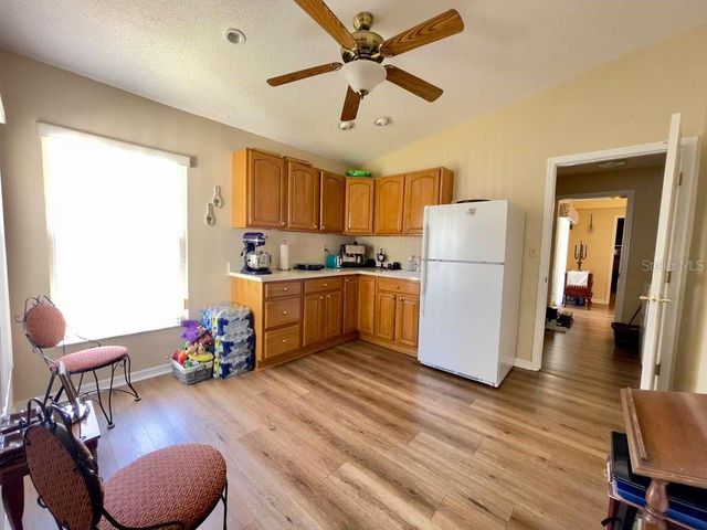 6323 SILVER LAKES DRIVE E, Lakeland, FL 33810