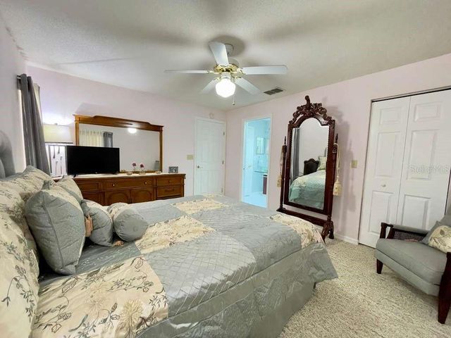 6323 SILVER LAKES DRIVE E, Lakeland, FL 33810