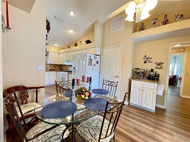 6323 SILVER LAKES DRIVE E, Lakeland, FL 33810