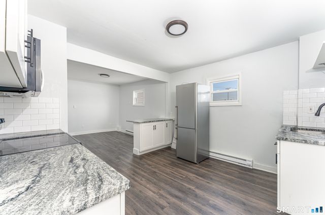 429 Washington Avenue, Waterbury, CT 06708