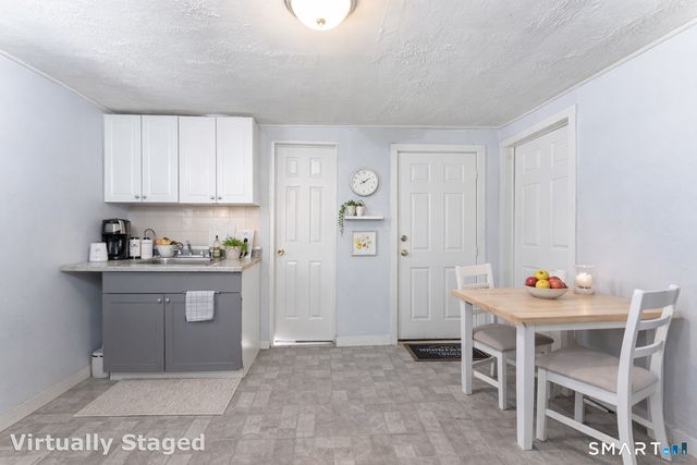 429 Washington Avenue, Waterbury, CT 06708