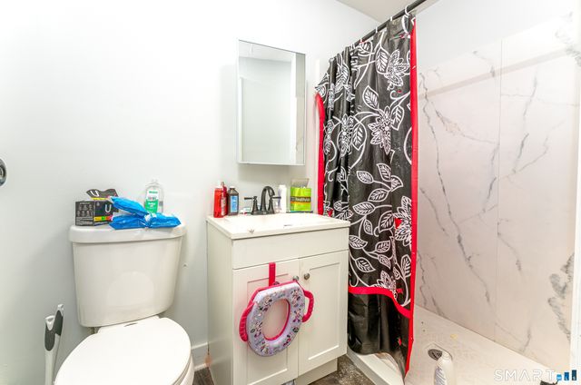 429 Washington Avenue, Waterbury, CT 06708