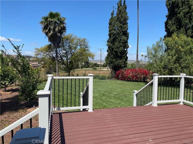2020 Oakland Hills Drive, Corona, CA 92882
