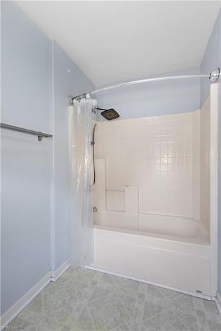 2401 Timber RN, Virginia Beach, VA 23456