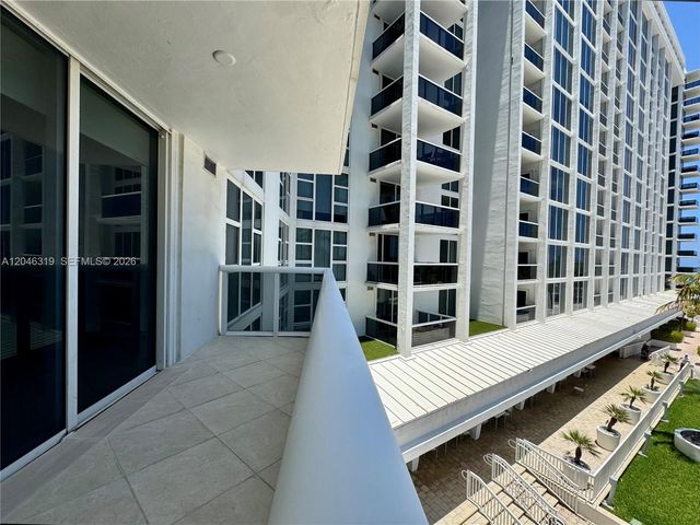 10275 Collins Ave 318, Bal Harbour, FL 33154