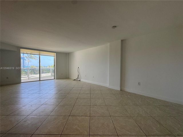 10275 Collins Ave 318, Bal Harbour, FL 33154