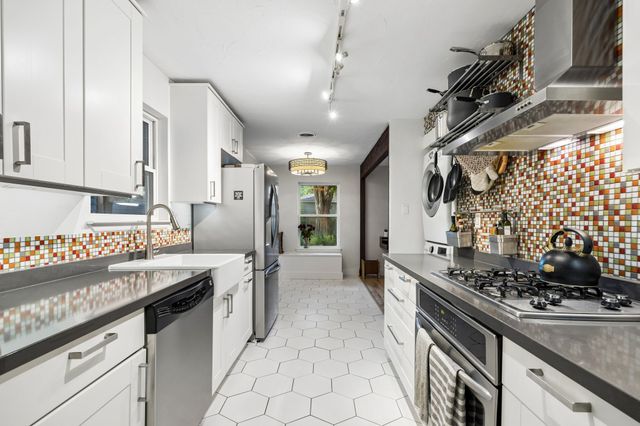 800 Nottingham Drive, Richardson, TX 75080