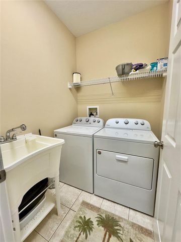 10222 DEVONSHIRE LAKE DRIVE, Tampa, FL 33647