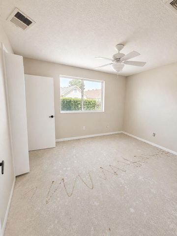 8818 Oakleaf Forest Drive, Houston, TX 77088