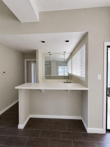 8818 Oakleaf Forest Drive, Houston, TX 77088