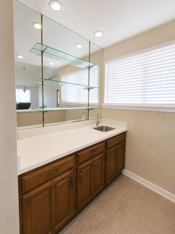 8818 Oakleaf Forest Drive, Houston, TX 77088