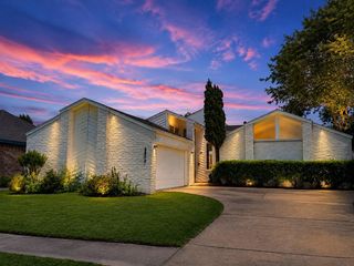 8818 Oakleaf Forest Drive, Houston, TX 77088