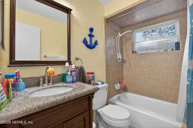 5516 RAINEY Avenue W, Orange Park, FL 32065