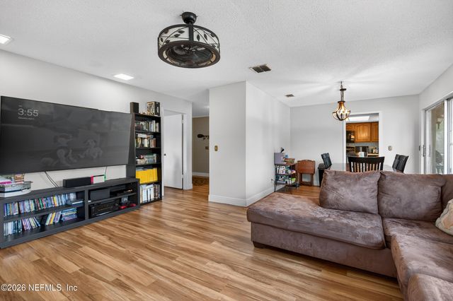 5516 RAINEY Avenue W, Orange Park, FL 32065