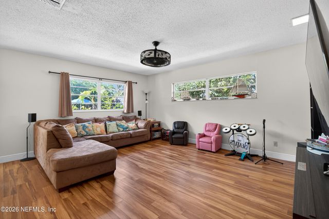 5516 RAINEY Avenue W, Orange Park, FL 32065