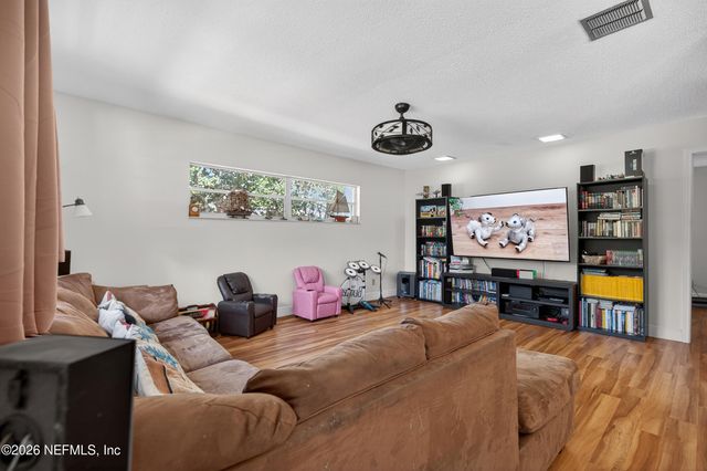 5516 RAINEY Avenue W, Orange Park, FL 32065