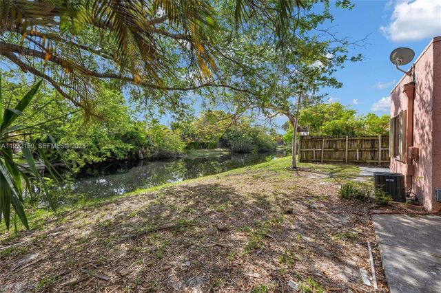 1624 NW 56th Avenue 14, Lauderhill, FL 33313