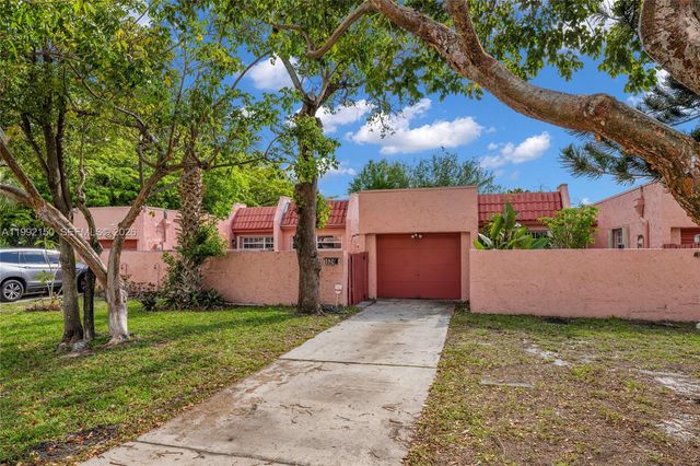 1624 NW 56th Avenue 14, Lauderhill, FL 33313