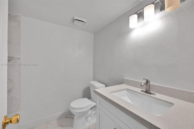 1624 NW 56th Avenue 14, Lauderhill, FL 33313