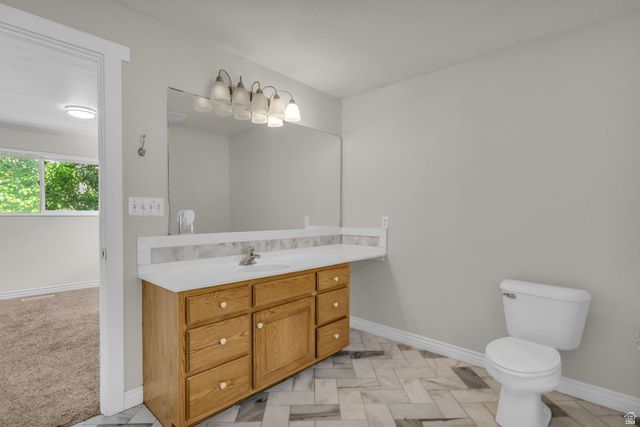 1035 E HILLCREST DR, Springville, UT 84663