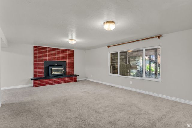 1035 E HILLCREST DR, Springville, UT 84663
