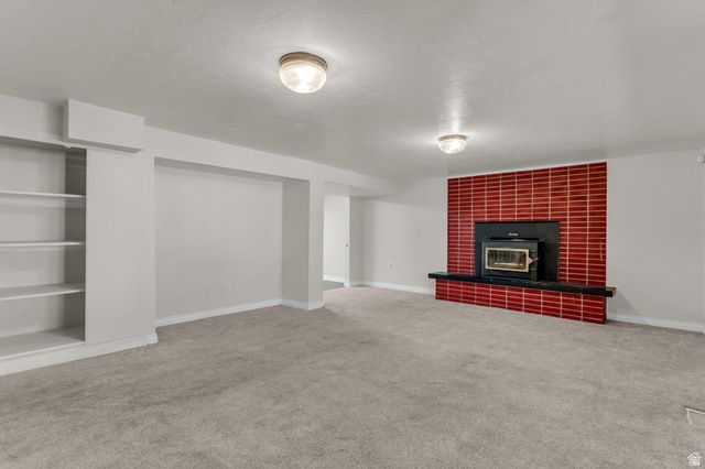 1035 E HILLCREST DR, Springville, UT 84663