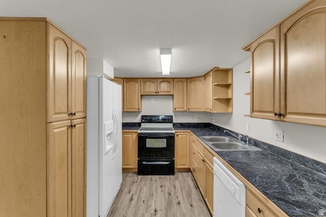 1035 E HILLCREST DR, Springville, UT 84663