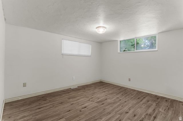 1035 E HILLCREST DR, Springville, UT 84663