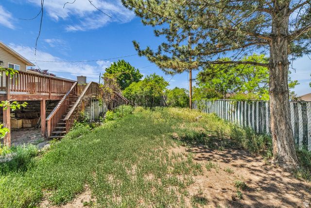 1035 E HILLCREST DR, Springville, UT 84663
