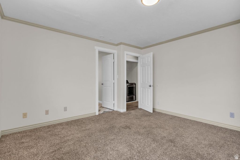 Image 14 of property listing at 1035 E HILLCREST DR, Springville, UT 84663