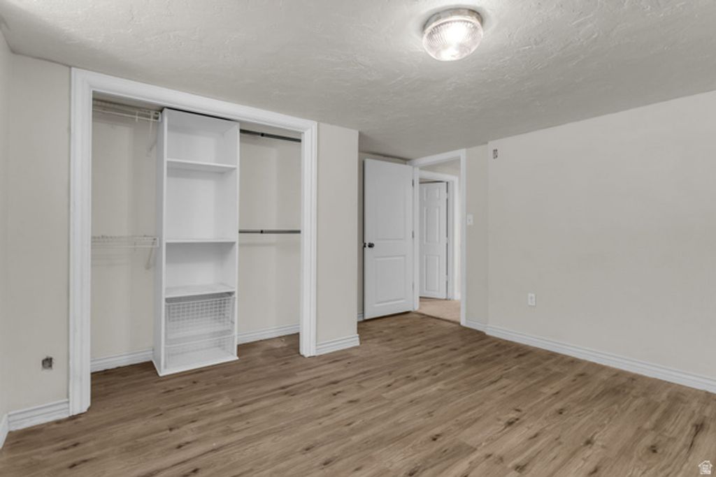 Image 30 of property listing at 1035 E HILLCREST DR, Springville, UT 84663