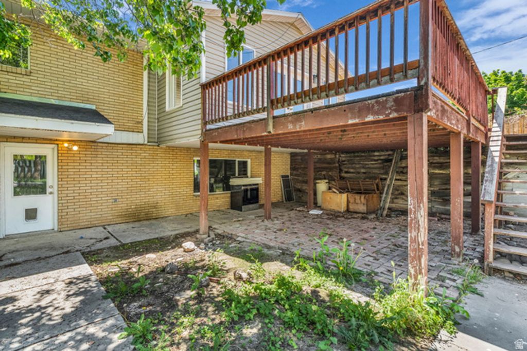 Image 40 of property listing at 1035 E HILLCREST DR, Springville, UT 84663