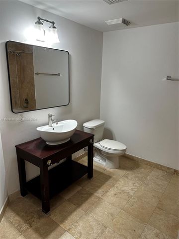 350 S Miami Ave 1704, Miami, FL 33130