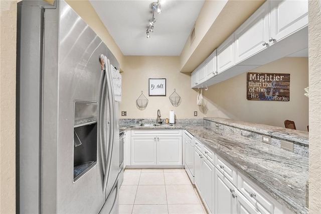 6926 W Sample Rd 6926, Coral Springs, FL 33067