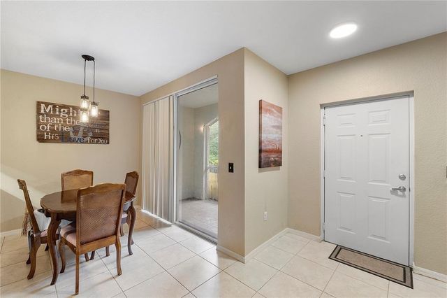 6926 W Sample Rd 6926, Coral Springs, FL 33067