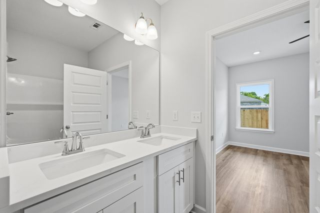 51 Jessica Court, Freeport, FL 32439