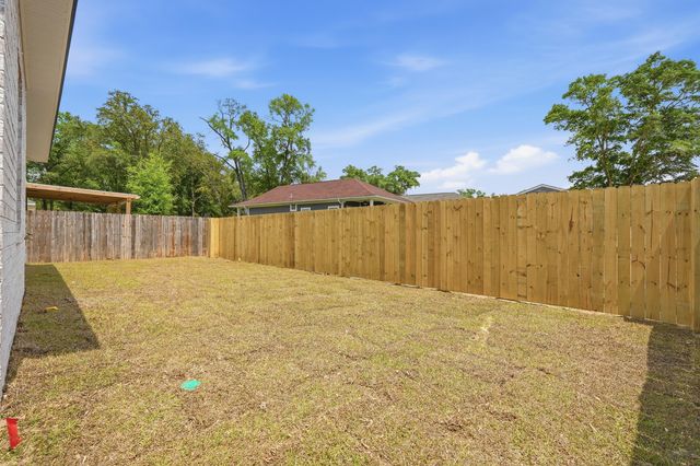 51 Jessica Court, Freeport, FL 32439